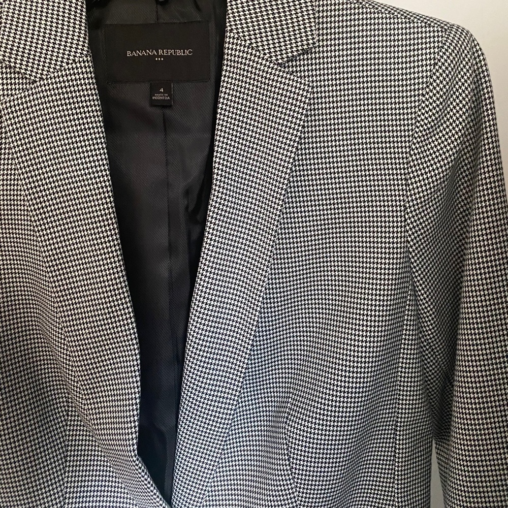 Jacket - Picture 2 of 6